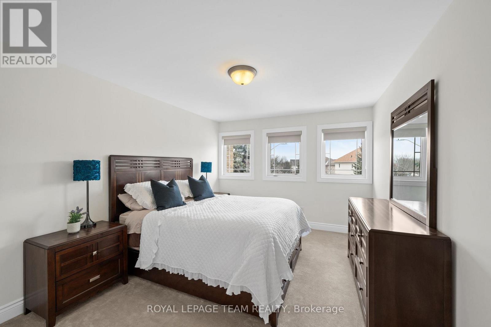 144 Whernside Terrace, Ottawa, ON - Indoor Photo Showing Bedroom