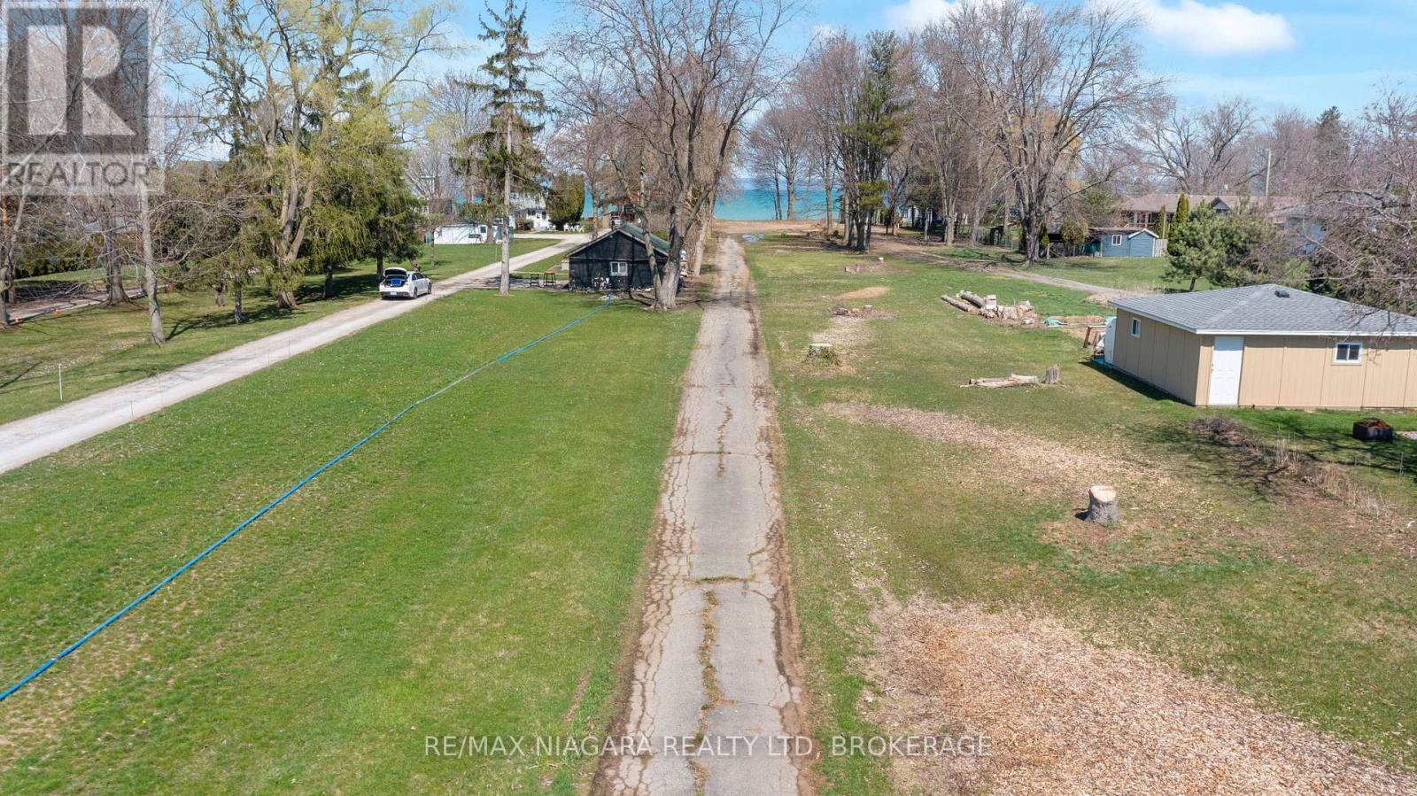 1204 Lakeshore Road W, St. Catharines (Rural Port), ON