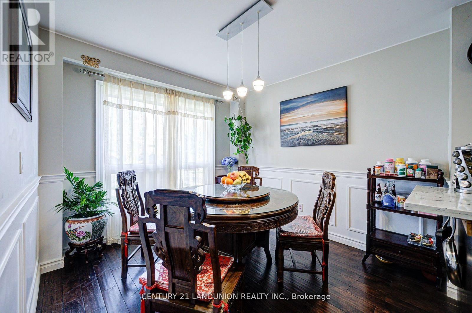 183 Willowbrook Road, Markham, ON - Indoor Photo Showing Dining Room