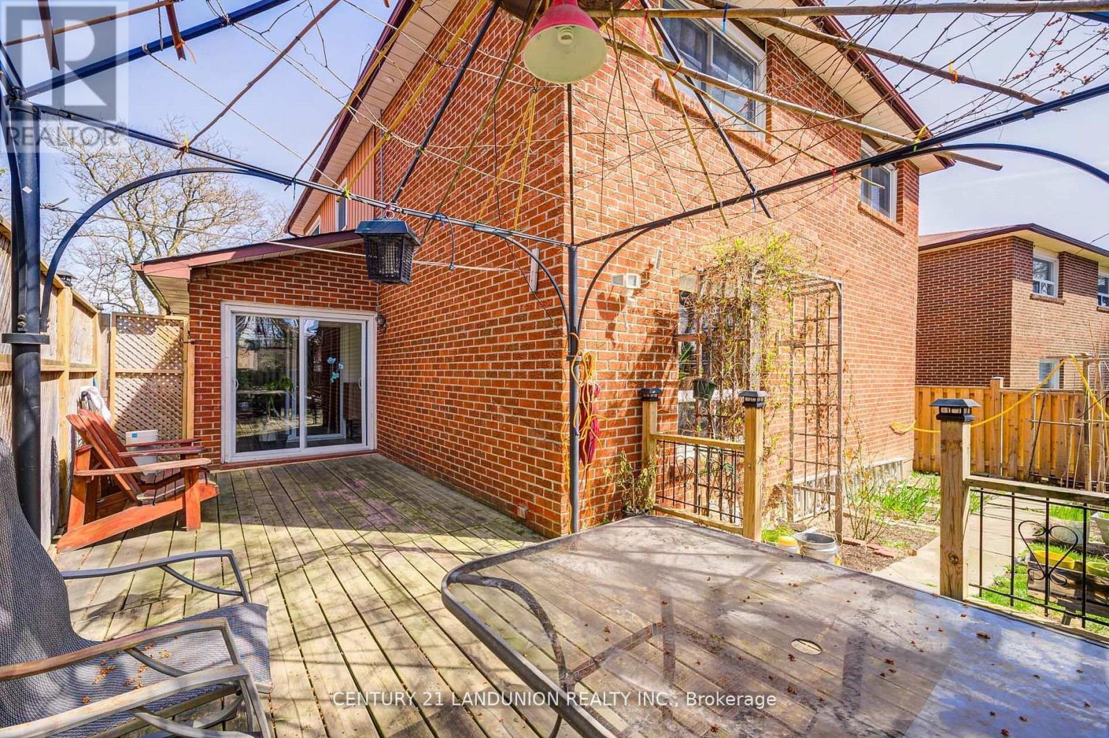 183 Willowbrook Road, Markham, ON - Outdoor With Deck Patio Veranda With Exterior