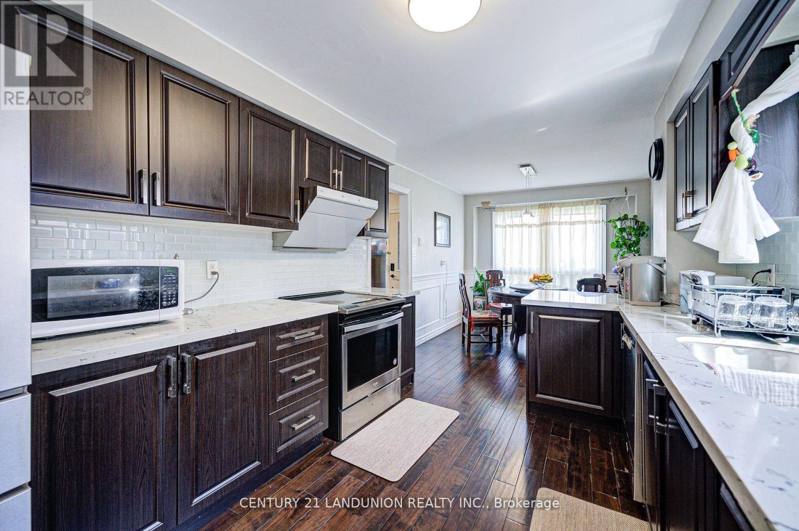 183 Willowbrook Road, Markham, ON - Indoor Photo Showing Kitchen