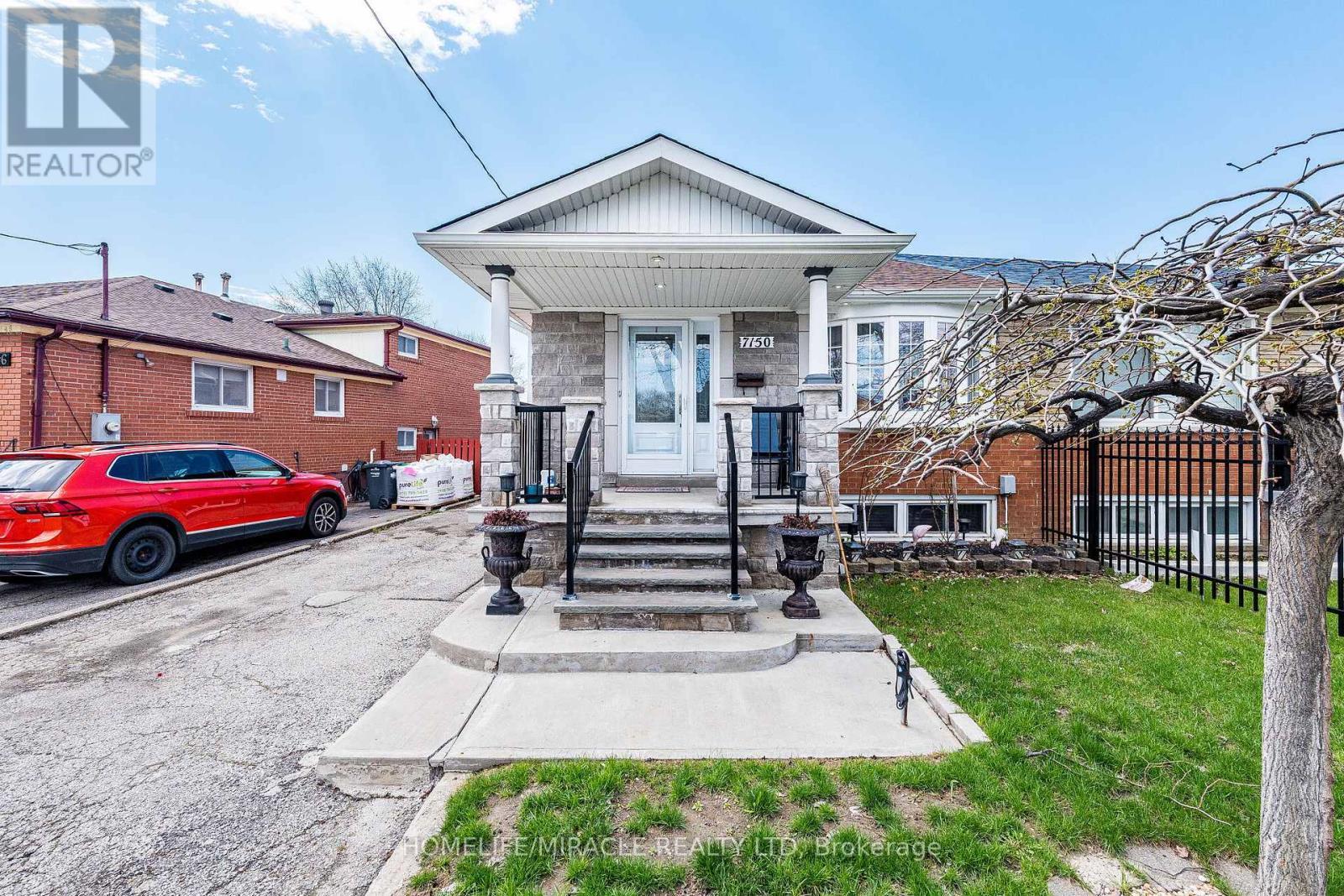 7150 Harwick Drive, Mississauga, ON - Outdoor