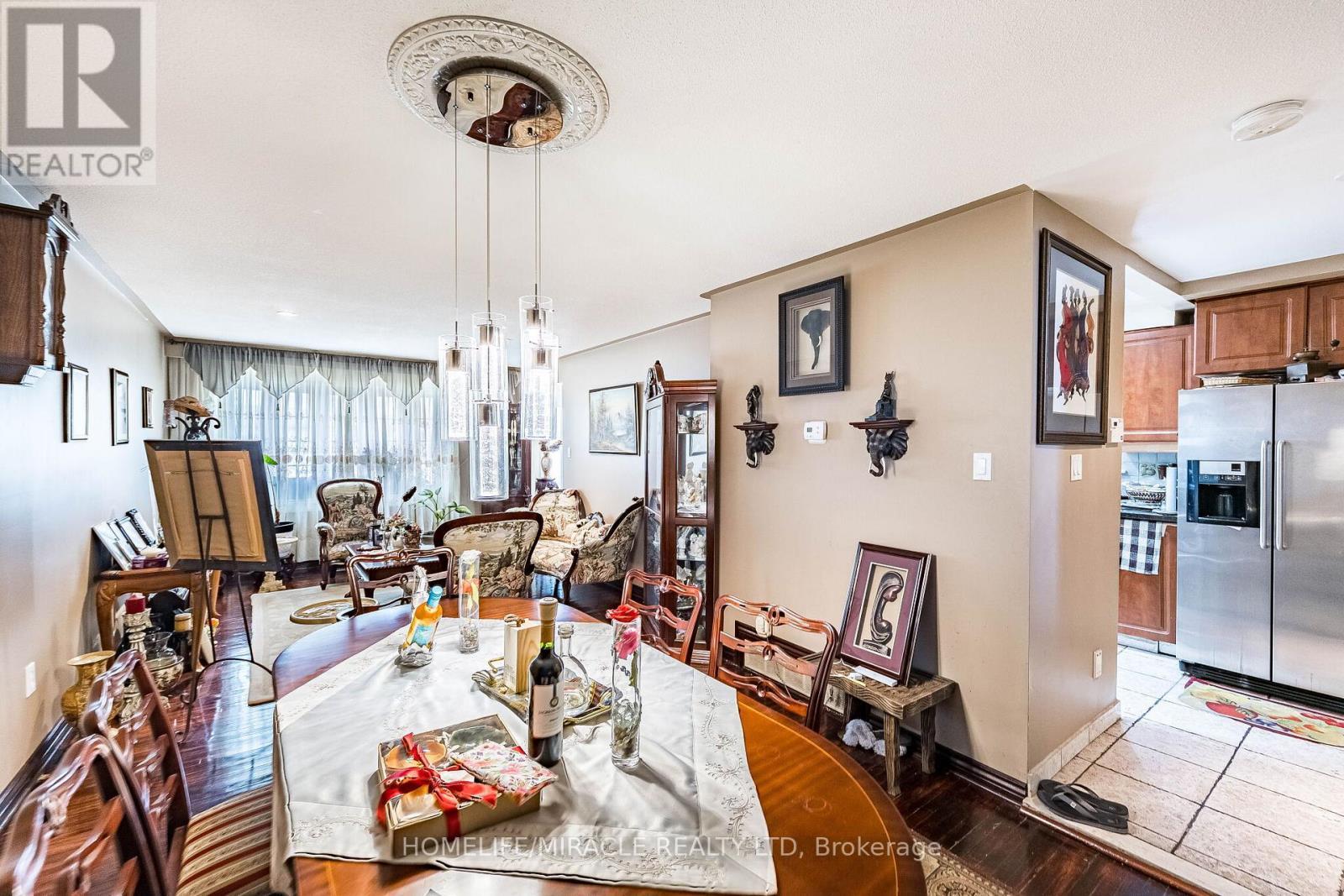 7150 Harwick Drive, Mississauga, ON - Indoor