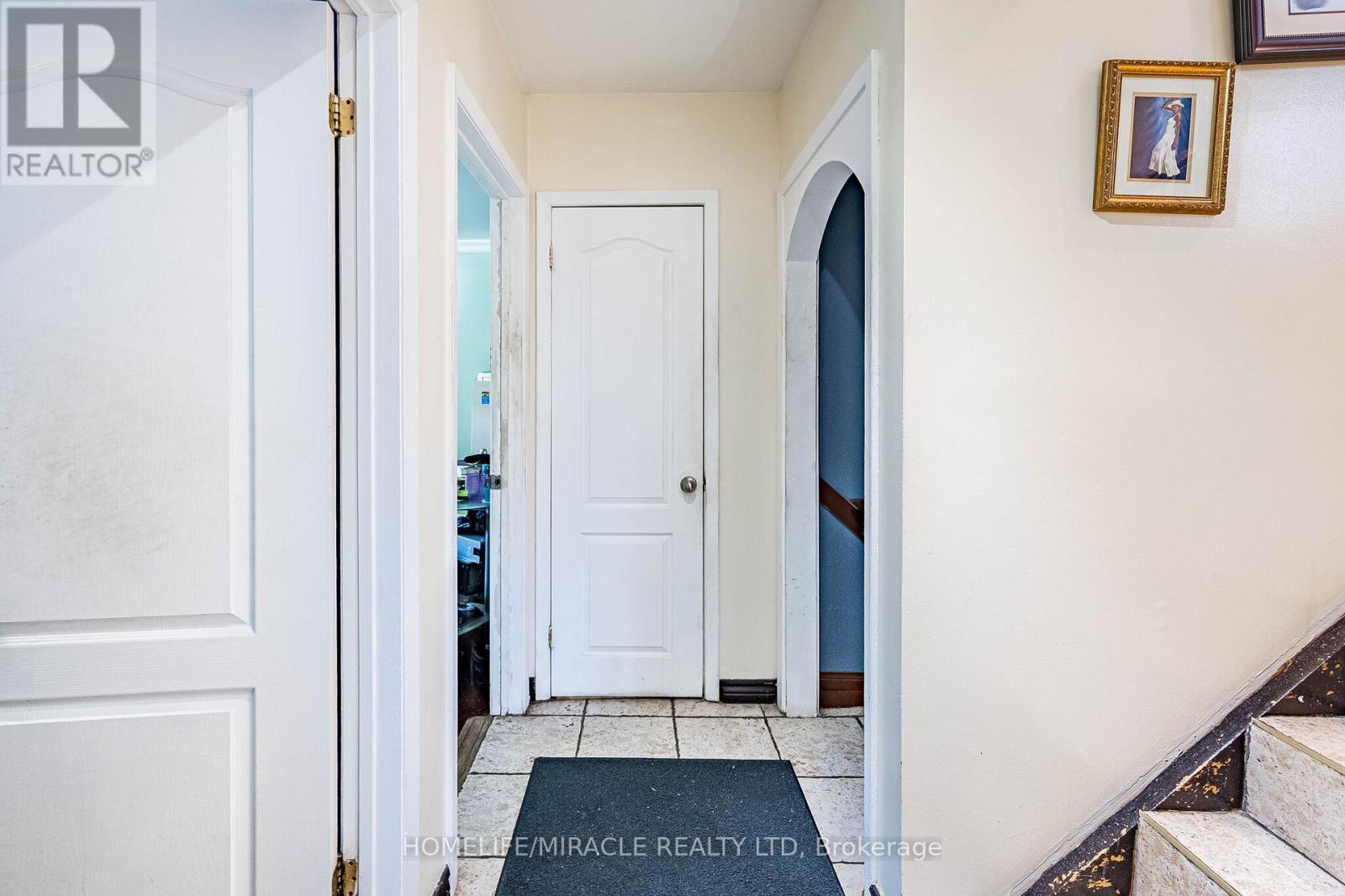 7150 Harwick Drive, Mississauga, ON - Indoor Photo Showing Other Room