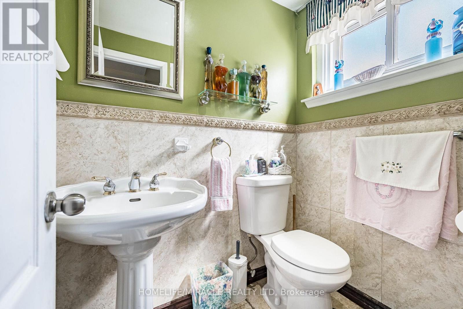 7150 Harwick Drive, Mississauga, ON - Indoor Photo Showing Bathroom