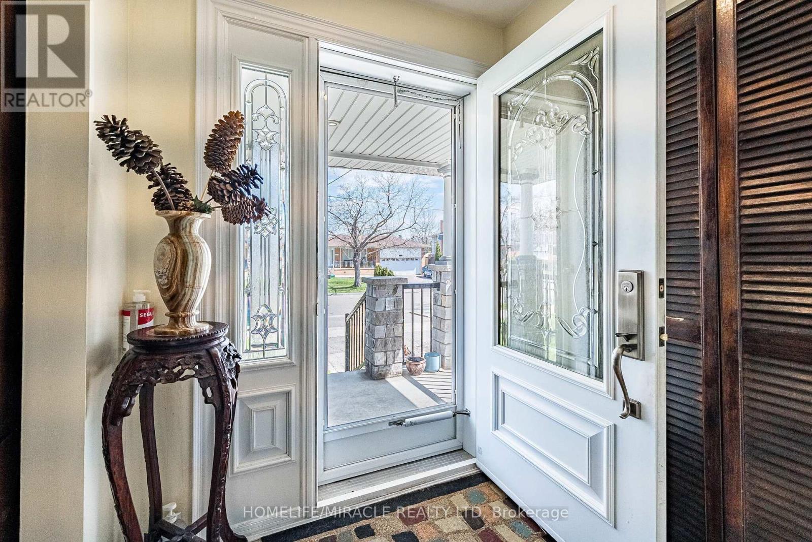 7150 Harwick Drive, Mississauga, ON - Indoor Photo Showing Other Room