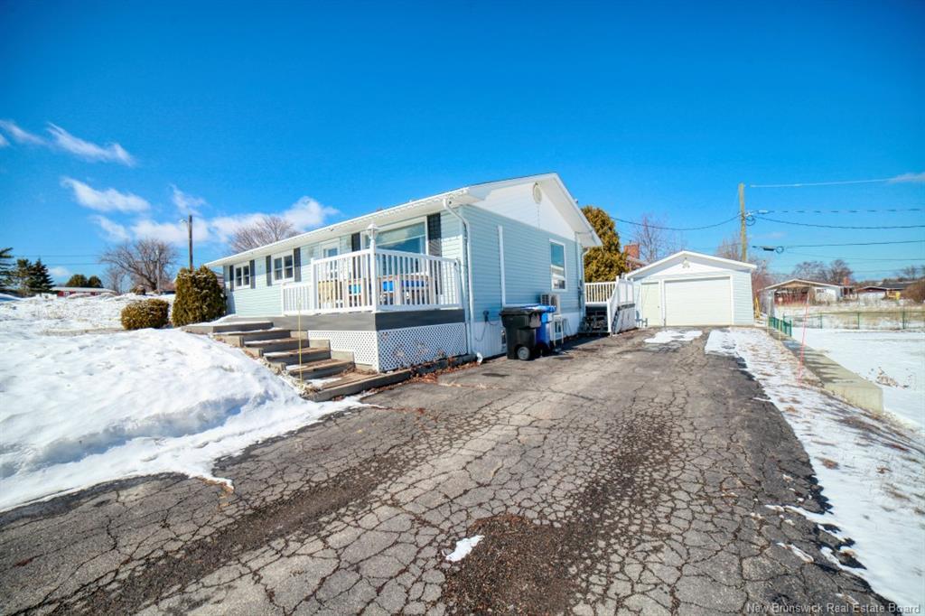 190 Neil, Bathurst, NB