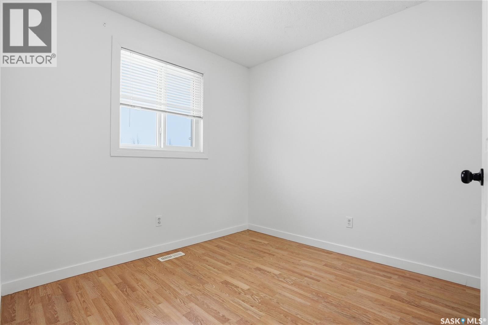 330 Carter Crescent, Saskatoon, SK - Indoor Photo Showing Other Room