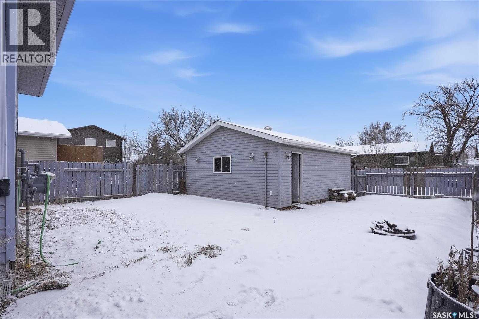 330 Carter Crescent, Saskatoon, SK - Outdoor With Exterior
