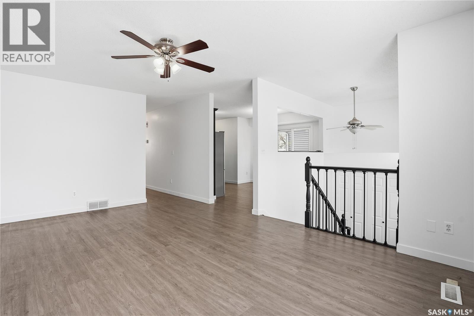 330 Carter Crescent, Saskatoon, SK - Indoor Photo Showing Other Room