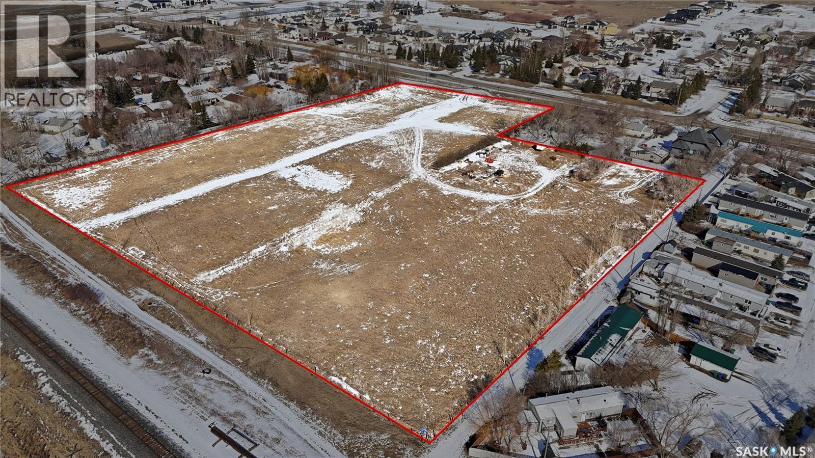 999 1St Avenue, Pilot Butte, SK