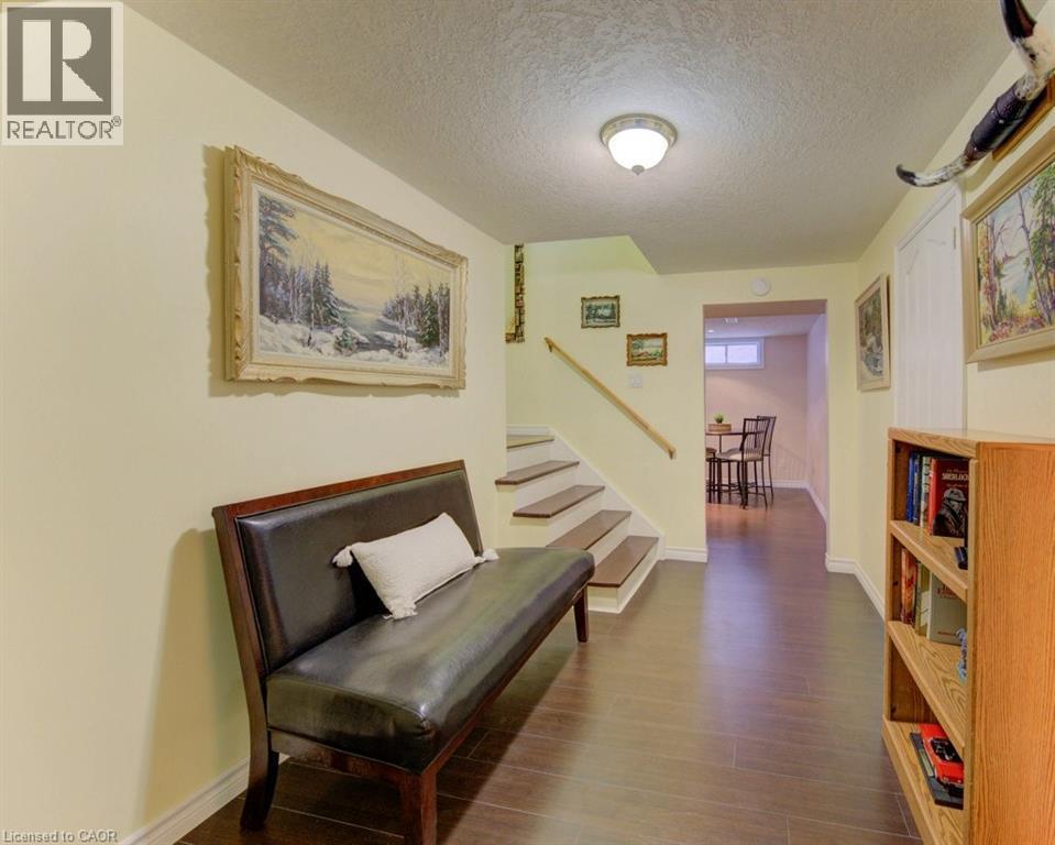 Basement hallway - 594 Hunters Place, Waterloo, ON - Indoor