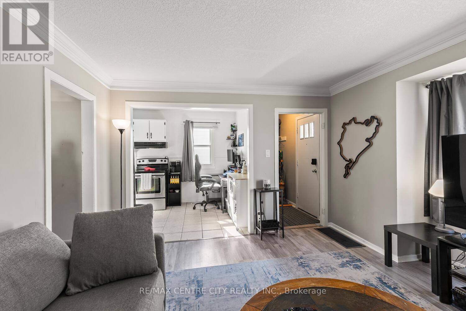292 Paardeberg Crescent, London East (East C), ON - Indoor Photo Showing Living Room