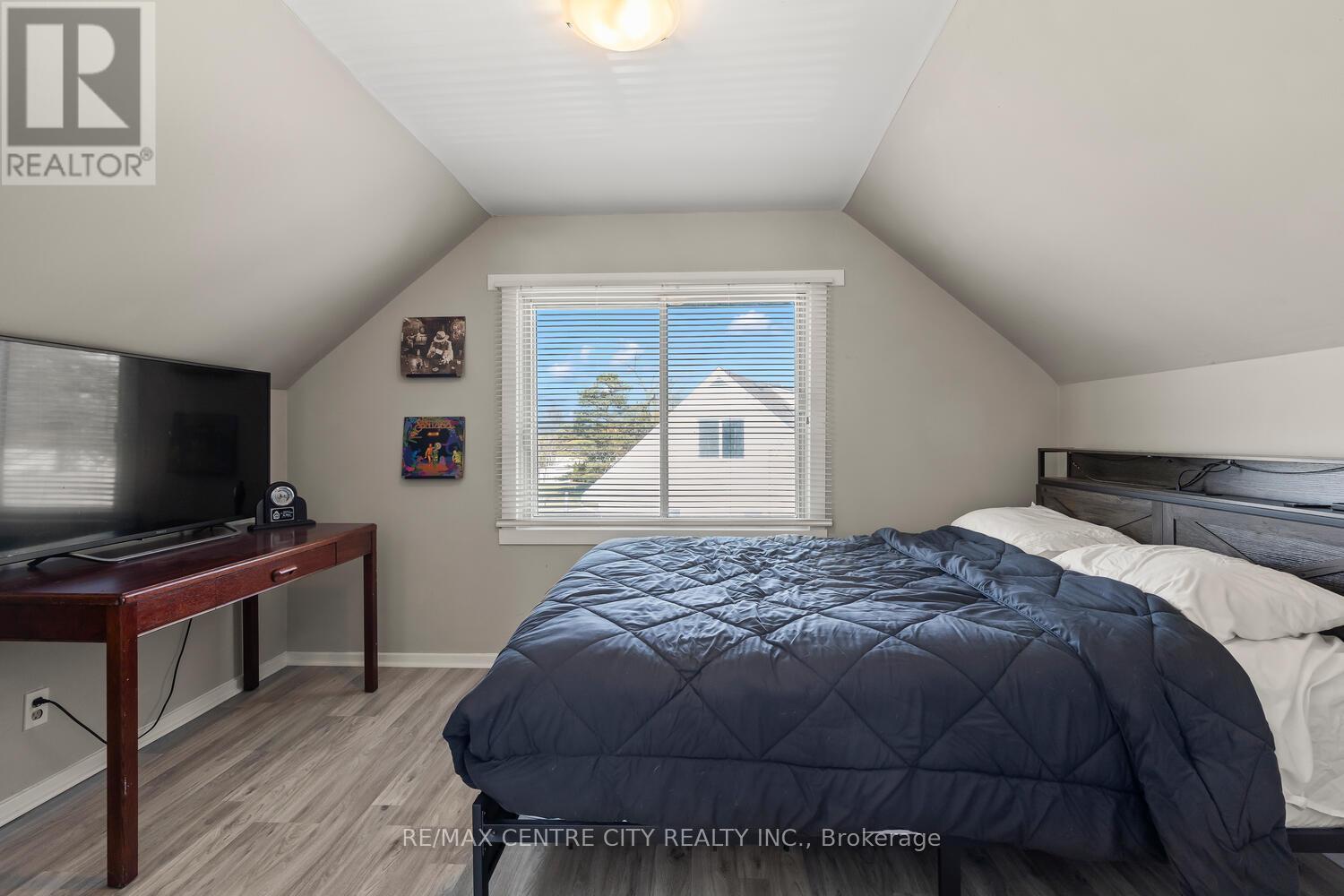 292 Paardeberg Crescent, London East (East C), ON - Indoor Photo Showing Bedroom