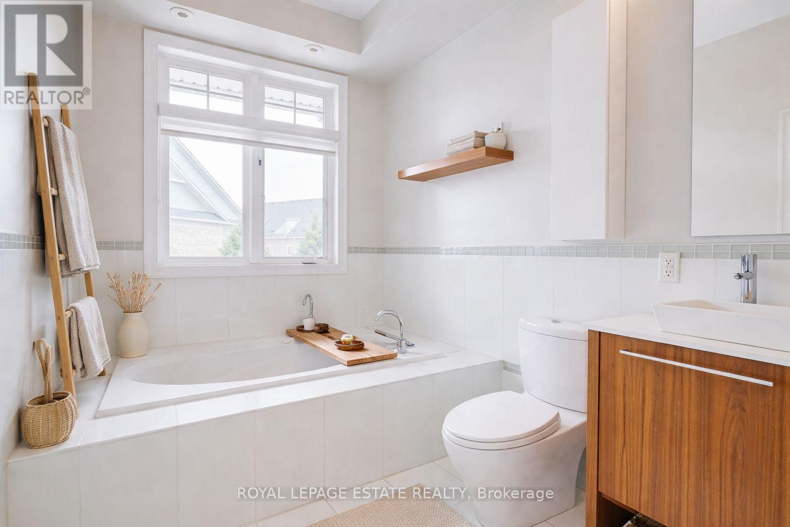 Primary 4 pc en-suite - 66 Compass Way, Mississauga, ON - Indoor Photo Showing Bathroom