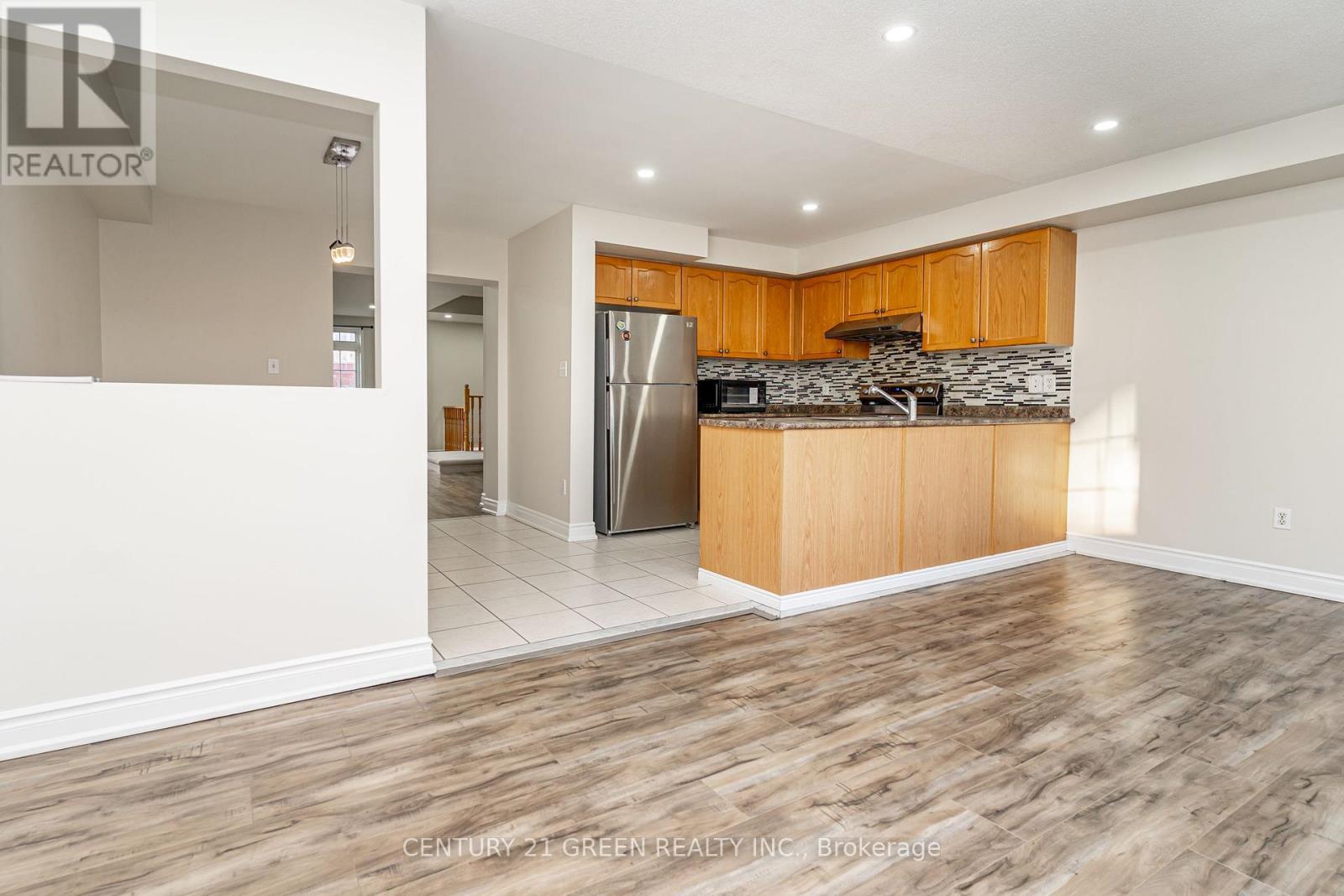 449 Aspendale Crescent, Mississauga, ON - Indoor Photo Showing Kitchen
