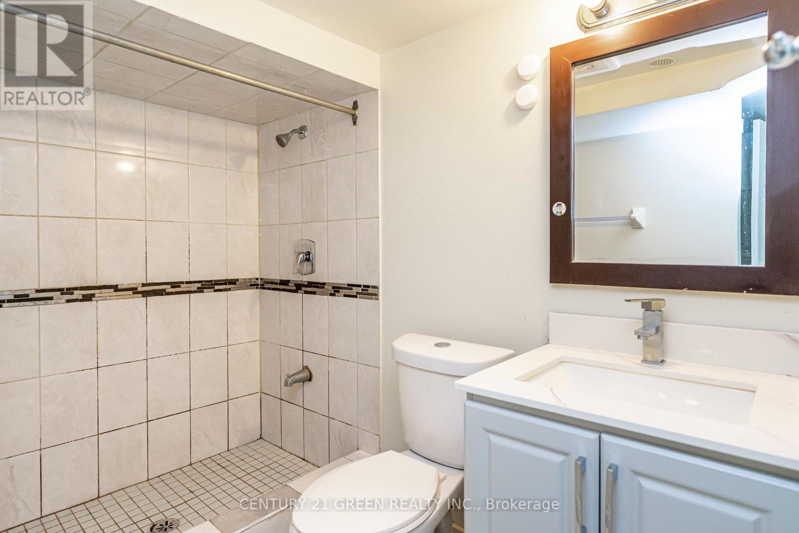 449 Aspendale Crescent, Mississauga, ON - Indoor Photo Showing Bathroom
