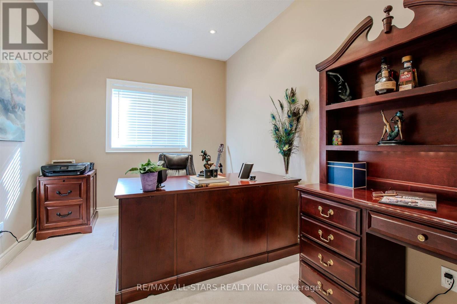 125 Second Avenue, Uxbridge, ON - Indoor Photo Showing Office