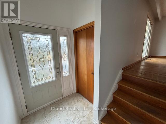 4174 Woodington Drive, Mississauga, ON - Indoor Photo Showing Other Room