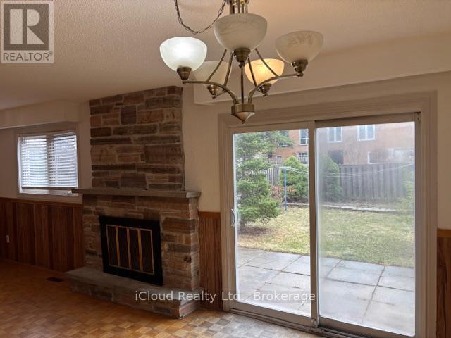 4174 Woodington Drive, Mississauga, ON - Indoor Photo Showing Other Room With Fireplace