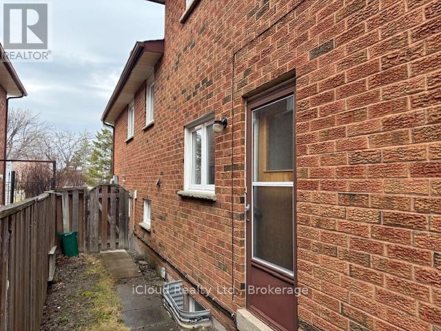 4174 Woodington Drive, Mississauga, ON - Outdoor With Exterior