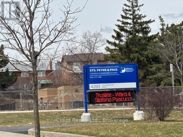 Elementary School Next To Park Across The Street - 4174 Woodington Drive, Mississauga, ON - Outdoor