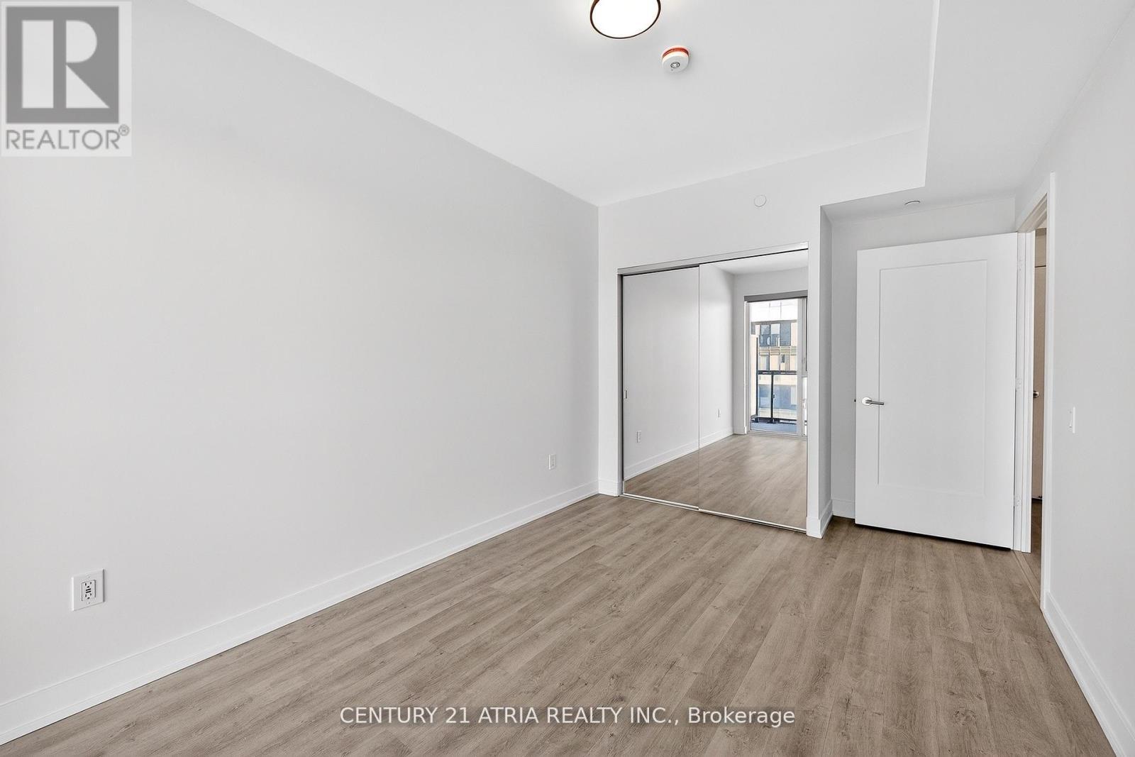 802 - 30 Inn On The Park Drive, Toronto, ON - Indoor Photo Showing Other Room
