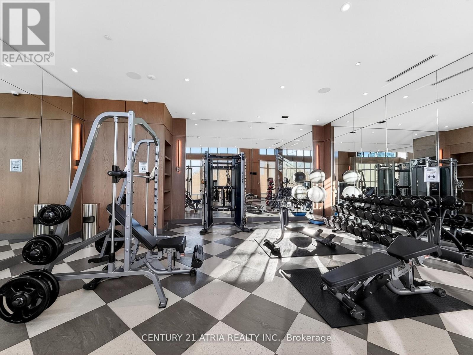802 - 30 Inn On The Park Drive, Toronto, ON - Indoor Photo Showing Gym Room