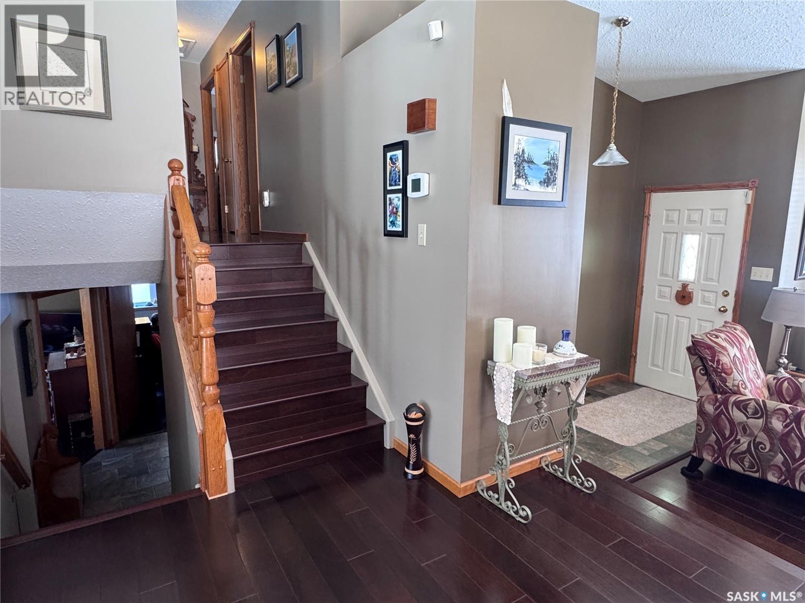 930 Sinotte Crescent, La Ronge, SK - Indoor Photo Showing Other Room