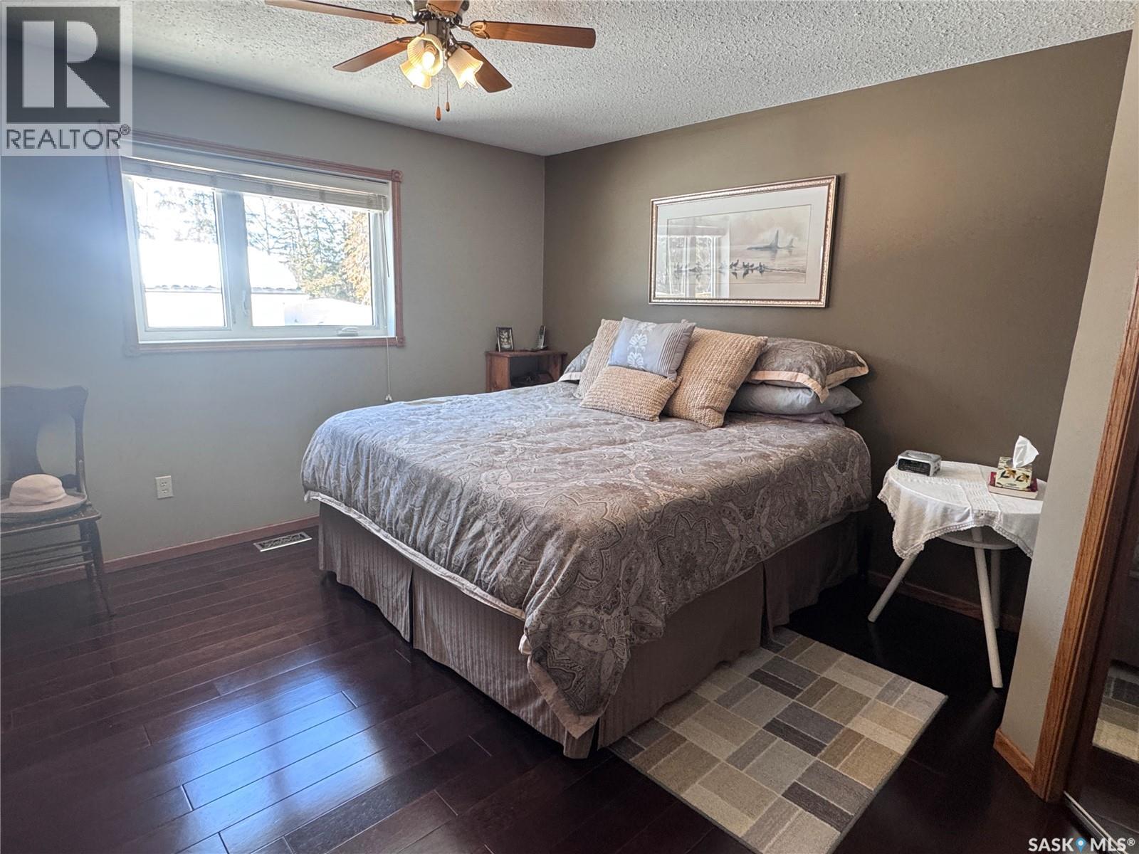 930 Sinotte Crescent, La Ronge, SK - Indoor Photo Showing Bedroom