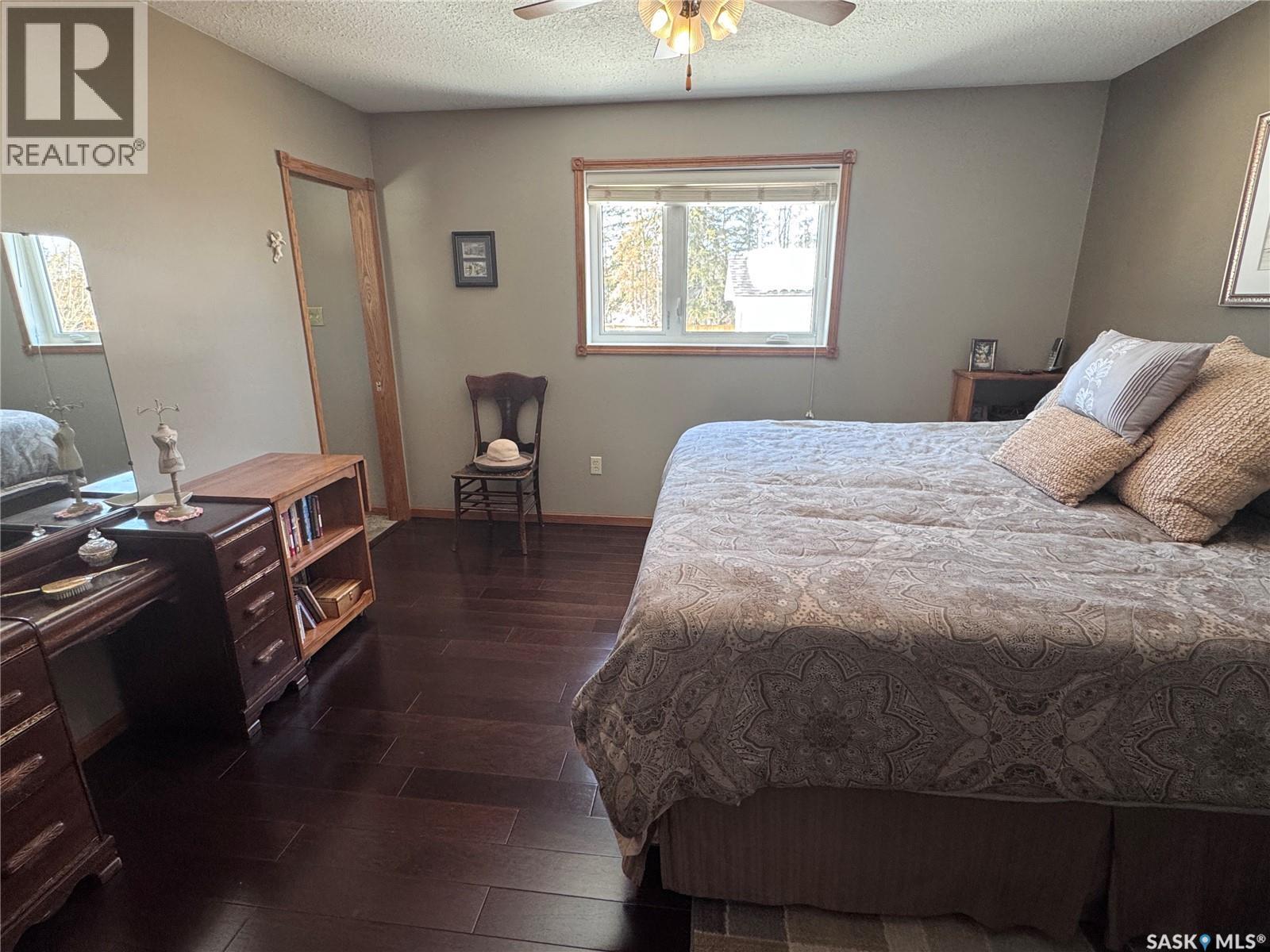 930 Sinotte Crescent, La Ronge, SK - Indoor Photo Showing Bedroom