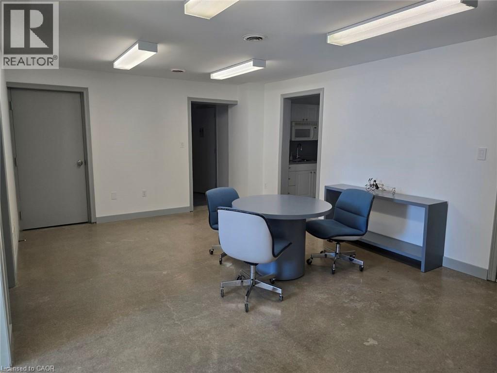 145 Lancing Drive, Hamilton, ON