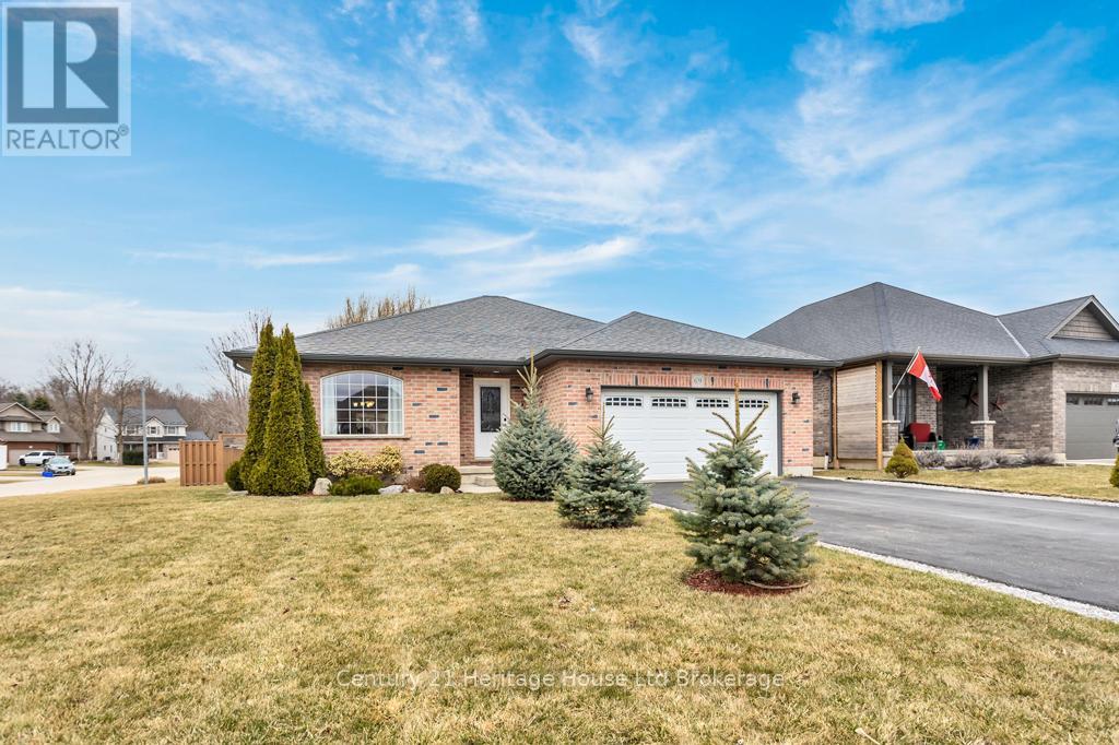 69 William Street, Tillsonburg, ON - Outdoor