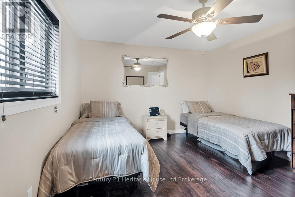 69 William Street, Tillsonburg, ON - Indoor Photo Showing Bedroom