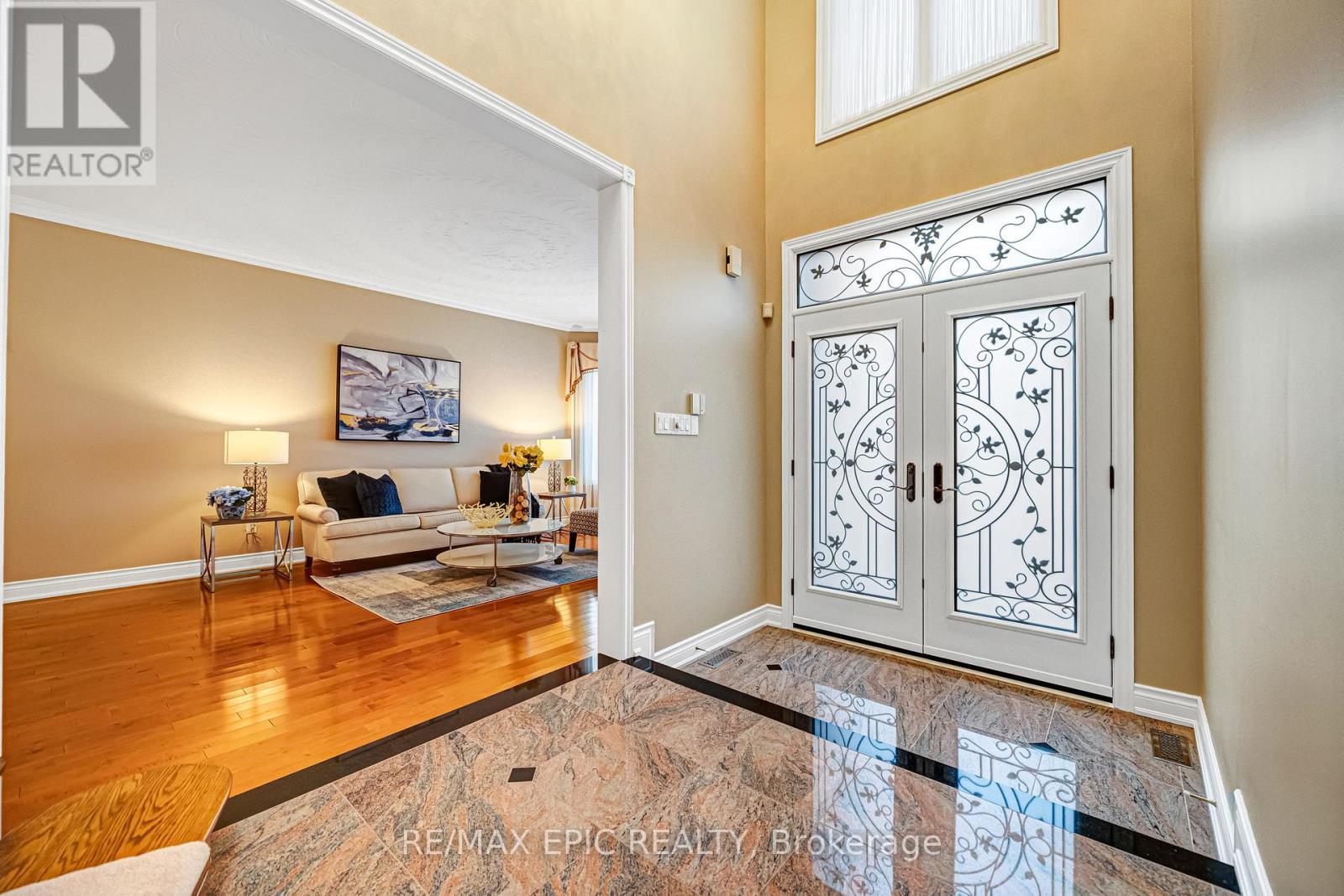 11 Palace Court, Richmond Hill, ON - Indoor Photo Showing Other Room
