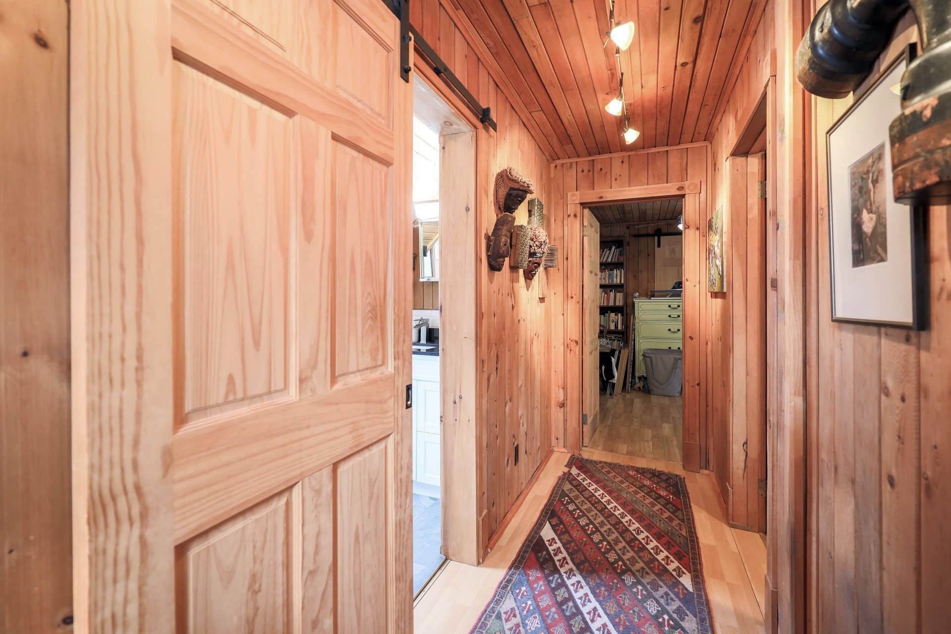 Corridor - 218 Ch. Potvin, Duhamel, QC