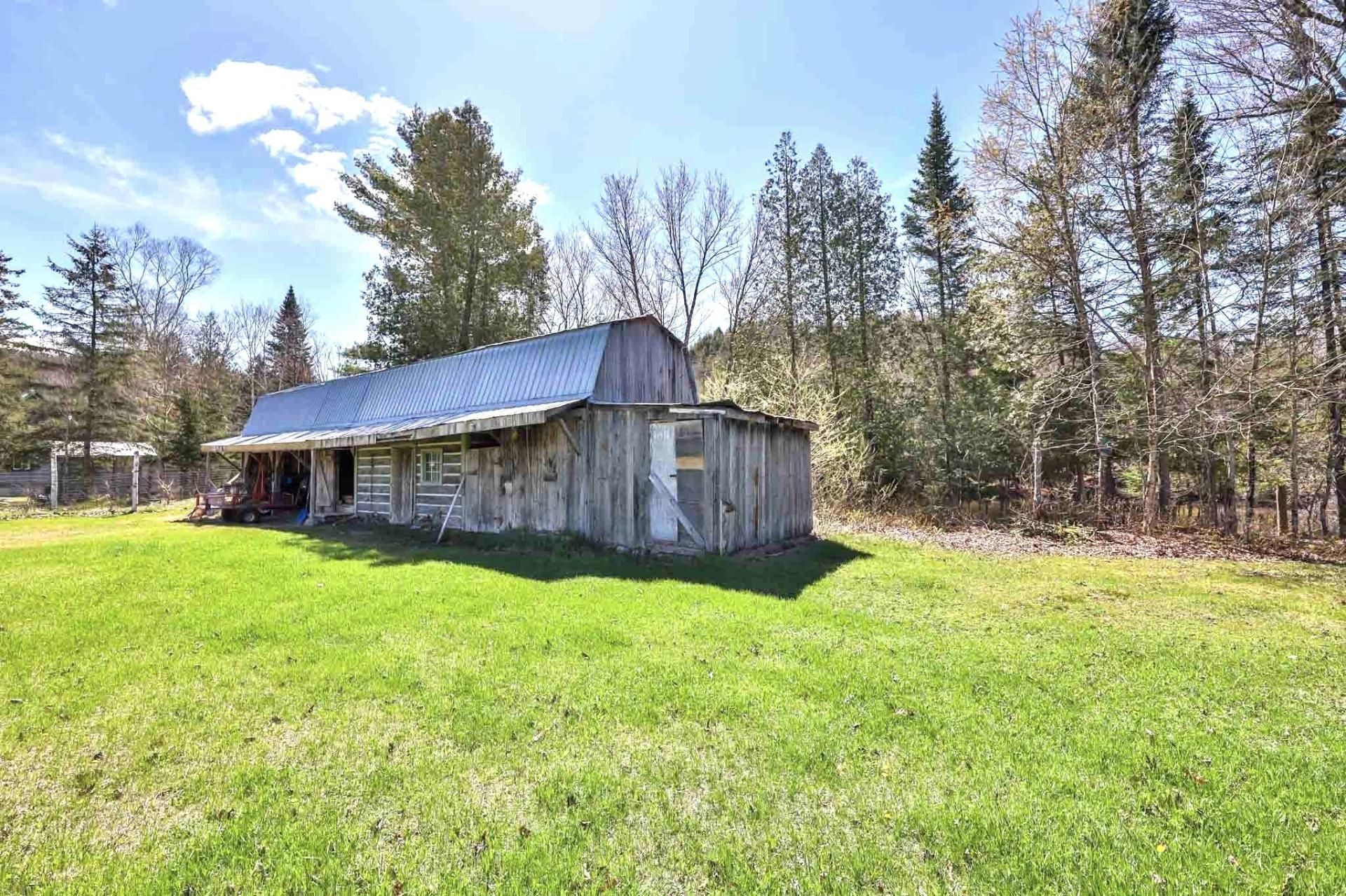 Grange - 218 Ch. Potvin, Duhamel, QC