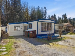 22-9041 Meades Creek Rd Lake Cowichan, BC V0R 2G0