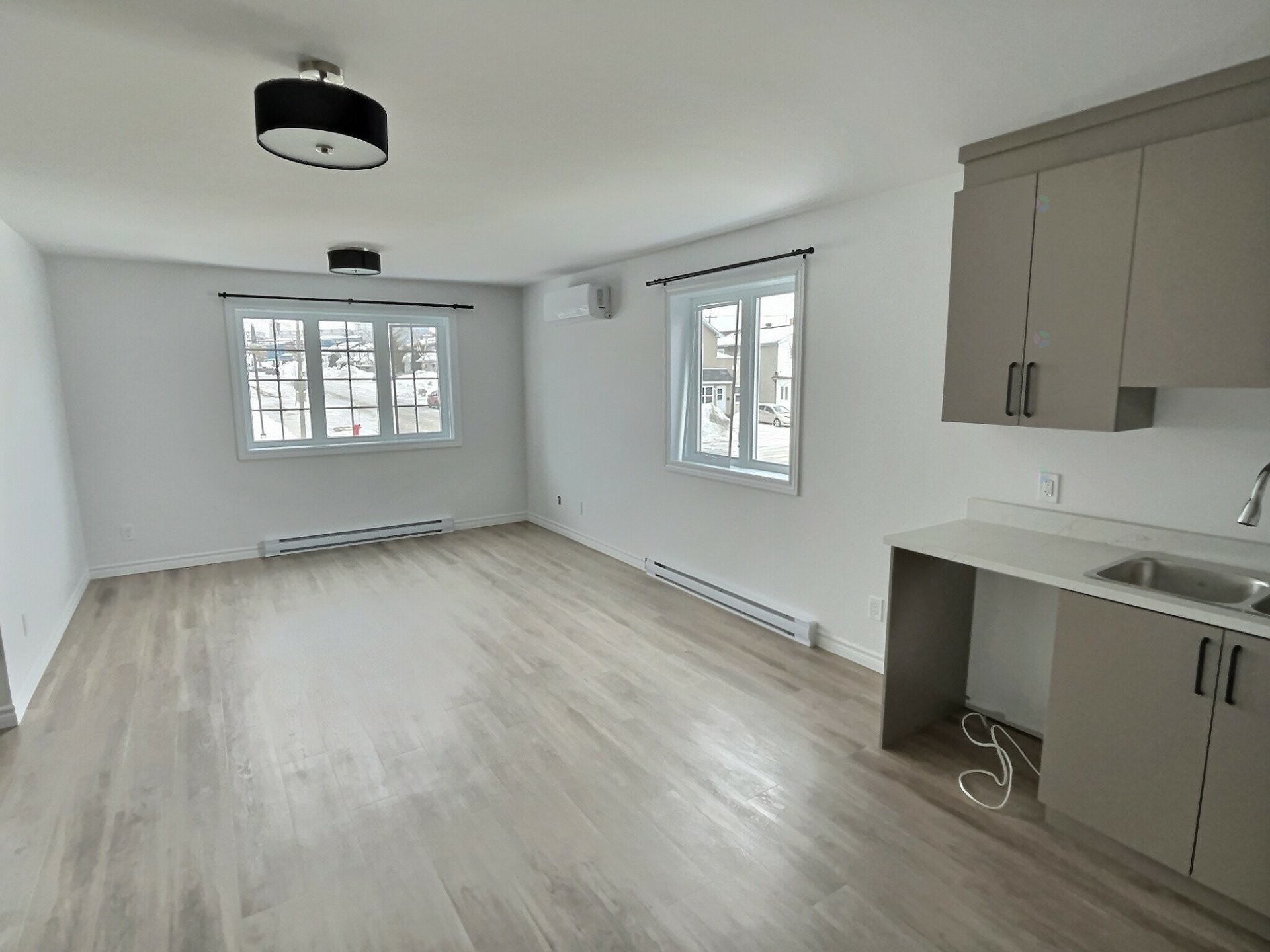 Living Room - 112 Av. Carter, Rouyn-Noranda, QC - Indoor