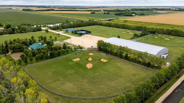 24 Ash Bay, Rosenort, MB