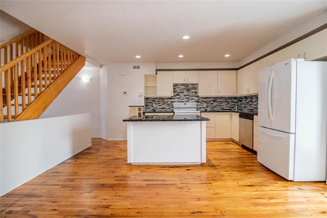 554 Carlaw Ave, Winnipeg, MB