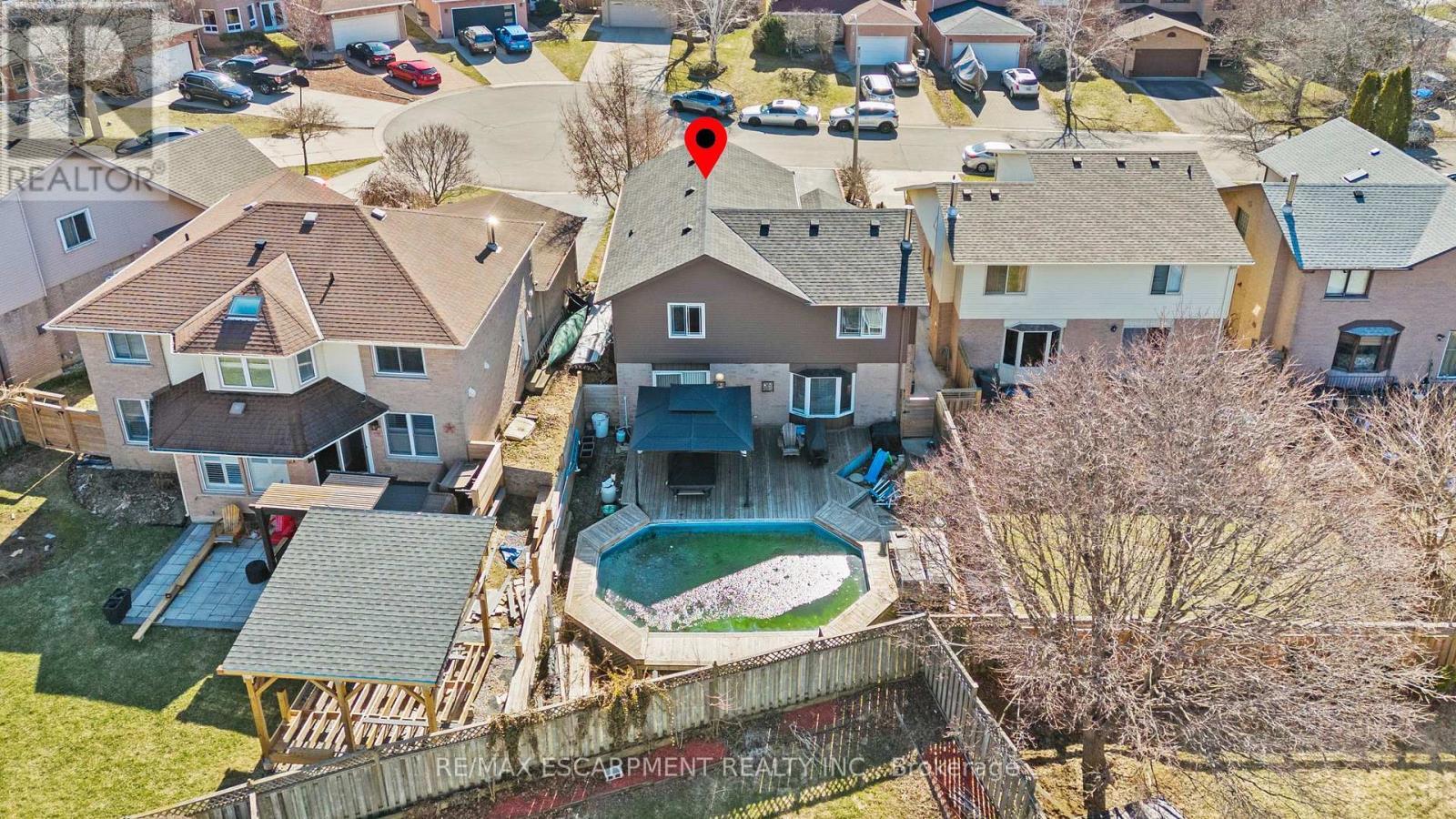 23 Ricardo Court, Hamilton, ON - Outdoor