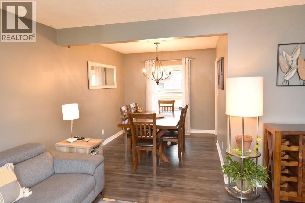 830 Champlain Road, Sarnia, ON - Indoor