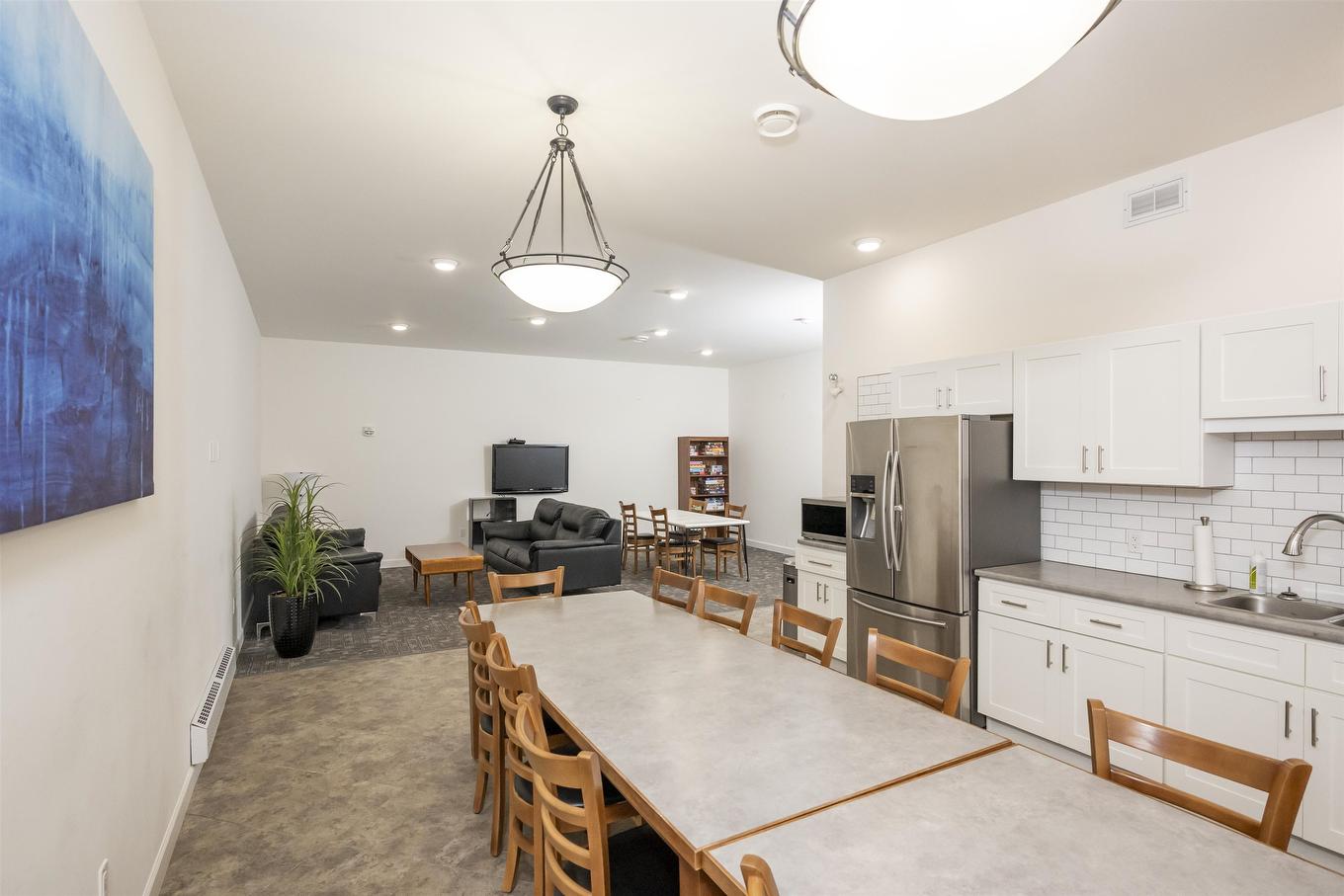 3201 96 High Street N, Thunder Bay, ON - Indoor Photo Showing Other Room