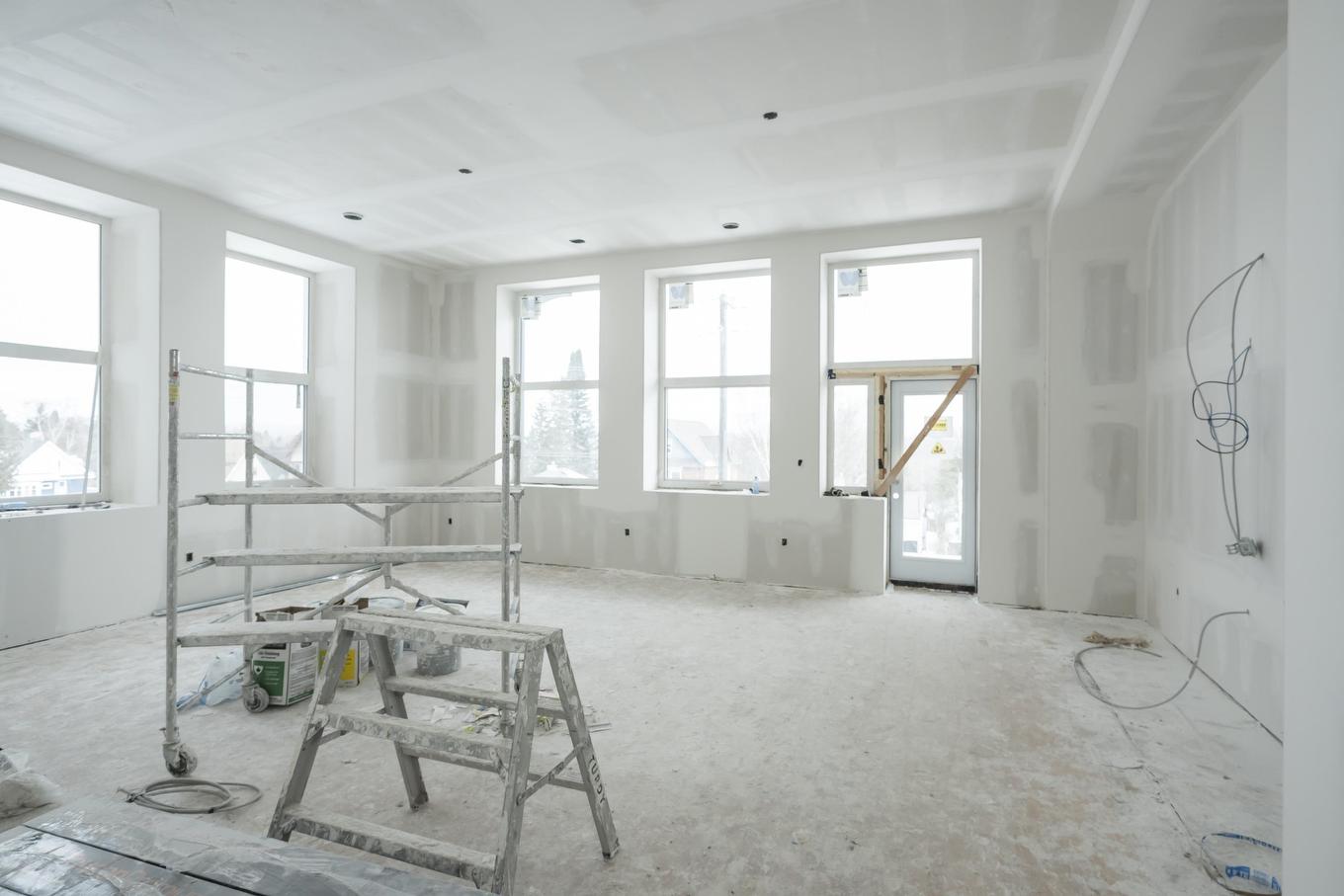 3201 96 High Street N, Thunder Bay, ON - Indoor Photo Showing Other Room