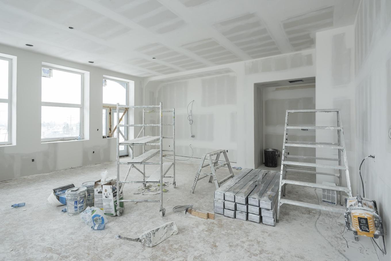 3201 96 High Street N, Thunder Bay, ON - Indoor Photo Showing Other Room