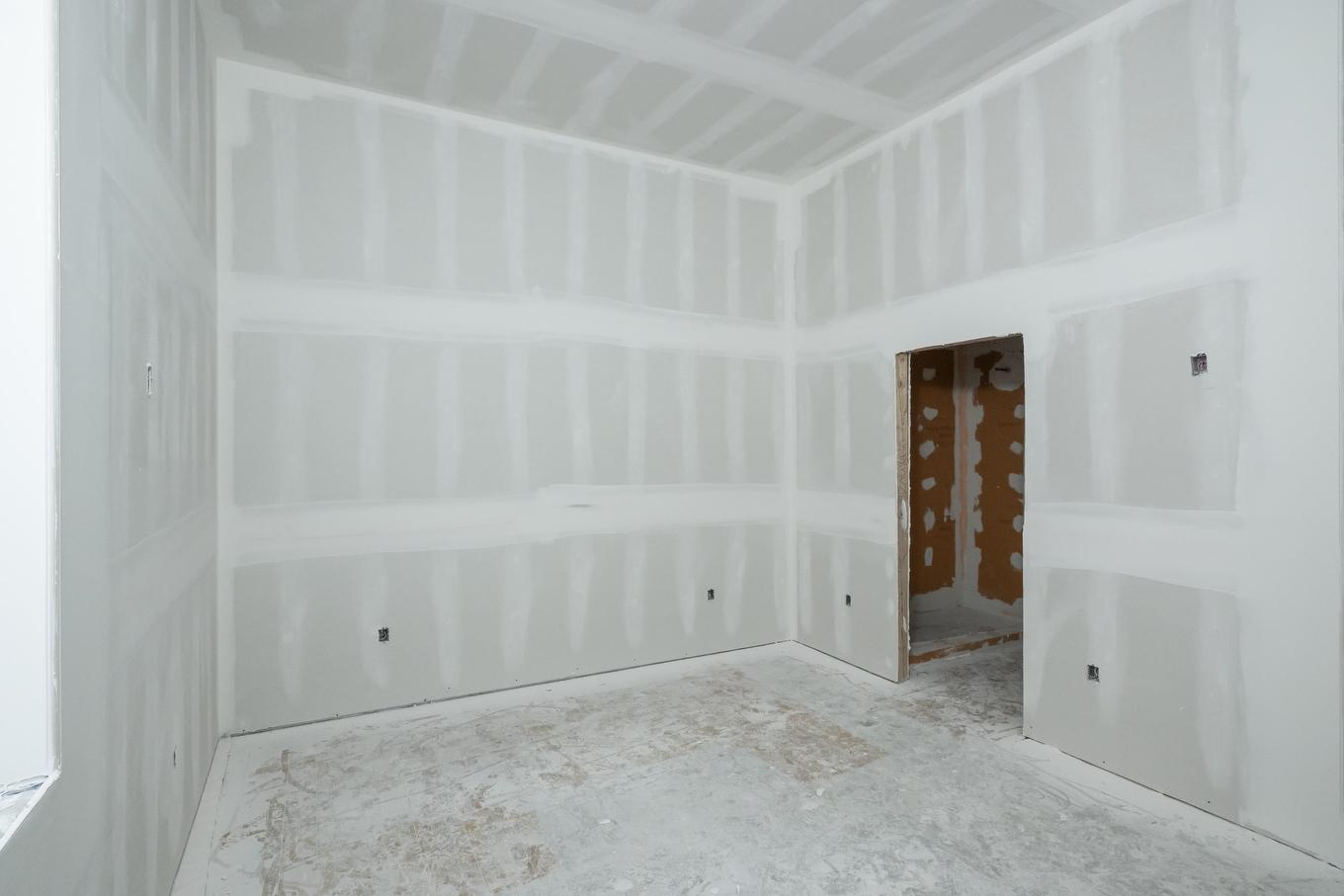 3201 96 High Street N, Thunder Bay, ON - Indoor Photo Showing Other Room