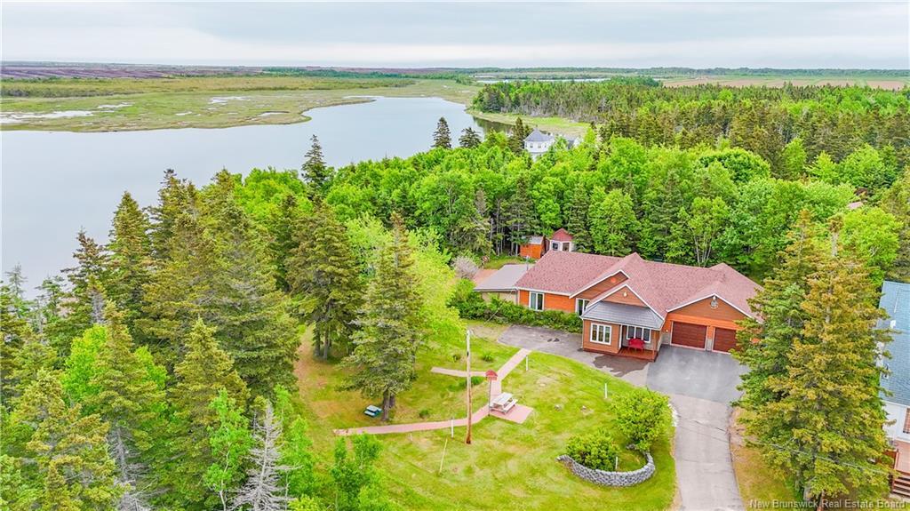 4 Jadi Lane, Chiasson Office, NB