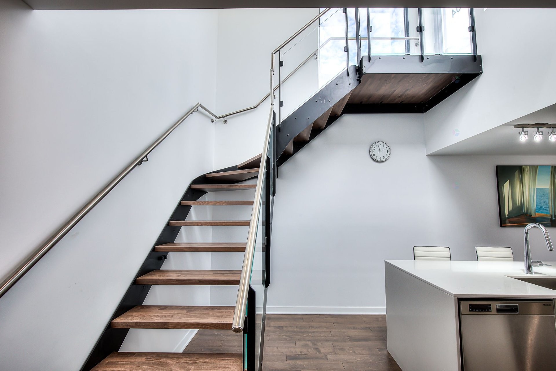 Escalier - 604-5227 Boul. Décarie, Montréal (Côte-Des-Neiges/Notre-Dame-De-Grâce), QC - Indoor Photo Showing Other Room