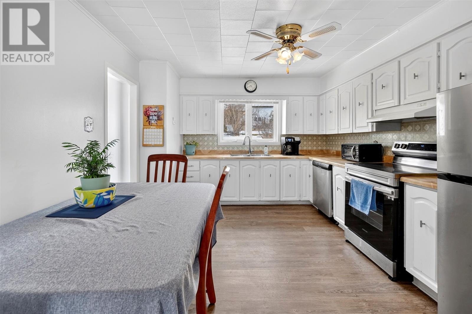 48 Harbour Buffett Road, Arnold'S Cove, NL - Indoor